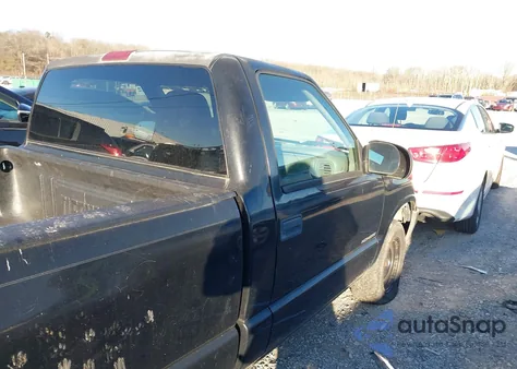 1998 Isuzu Hombre S from USA, damaged, VIN 1GGCS144XW8653812